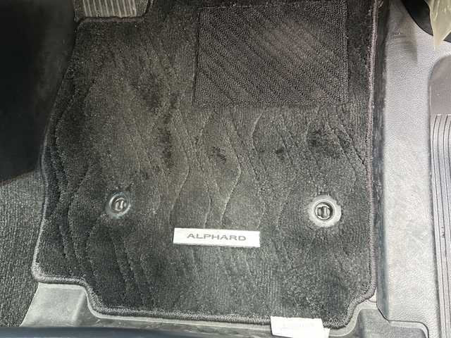 トヨタ アルファード S Cパッケージ 兵庫県 2018(平30)年 4.2万km ホワイトパールクリスタルシャイン 社外7インチナビ/10.1型アルパインFダウンモニター/(CD/DVD/BT/SD)/フルセグTV/ETC/バックカメラ/両側パワースライドドア/衝突軽減ブレーキ/コーナーセンサー/レーダークルーズコントロール/MTモード付AT/フルレザーシート/前席シートヒーター/前席エアーシート/パワーシート/パワーシートメモリ機能3/LEDヘッドライト/オートライト/オートハイビーム/フォグランプ/オートリトラミラー/スマートキー/ステアリングヒーター/ステアリングリモコン/革巻きステアリング