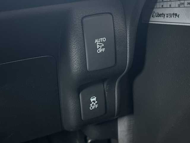 ホンダ Ｎ ＢＯＸ カスタム G Lパッケージ 滋賀県 2015(平27)年 8.2万km スマートブラック 社外ナビ　【Kenwood】/　【ワンセグTV/USB/DISC/AM・FM/SD】/バックカメラ/両側パワースライドドア/横滑り防止システム/プッシュスタート/電格ミラー/ウィンカーミラー/ETC