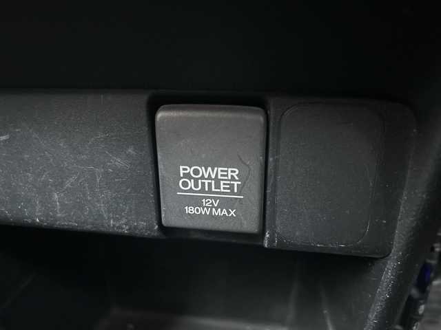 ホンダ Ｎ ＢＯＸ カスタム G Lパッケージ 滋賀県 2015(平27)年 8.2万km スマートブラック 社外ナビ　【Kenwood】/　【ワンセグTV/USB/DISC/AM・FM/SD】/バックカメラ/両側パワースライドドア/横滑り防止システム/プッシュスタート/電格ミラー/ウィンカーミラー/ETC