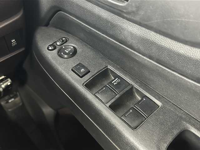 ホンダ Ｎ ＷＧＮ カスタム G 愛知県 2014(平26)年 9.1万km スマートブラック 禁煙車/7インチメモリナビ/（CD/DVD/フルセグTV/Bluetooth)/バックカメラ/ETC/14インチアルミホイール/フロアマット/スマートキー/スペアキー有/プッシュスタート/横滑り防止装置/オートライト/フォグライト