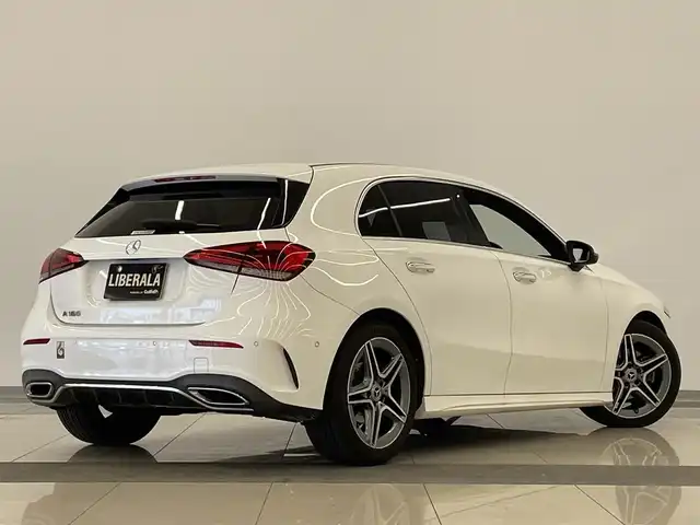 メルセデス・ベンツ Ａ１８０ スタイル AMGライン 岡山県 2018(平30)年 2.5万km ポーラホワイト 純正ナビ/Rカメラ/USB/フルセグTV/ACC/インテリジェントライトシステム/アクティブレーンキーピング/アクティブブレーキ/アテンションアシスト/BSA/レーンチェンジアシスト/ロケイターライティング/オートライト/AHB/ドラレコ（F）/シートヒーター（D/N）