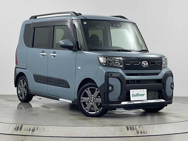 ダイハツ タント ファンクロスターボ 埼玉県 2024(令6)年 0.1千km レイクブルーメタリック 届出済未使用車　/純正ディスプレイオーディオ/バックカメラ　/両側パワースライドドア　/ＥＴＣ　/レーダークルーズコントロール　/電動パーキング　/オートホールド　/前後コーナーセンサー　/純正ドライブレコーダー　/純正フロアマット　/純正バイザー
