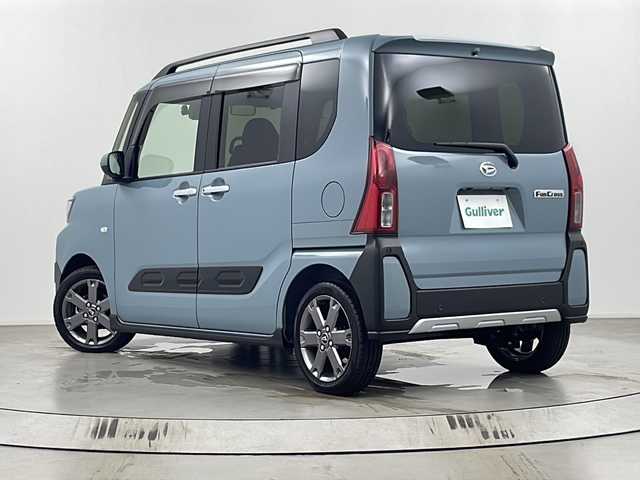 ダイハツ タント ファンクロスターボ 埼玉県 2024(令6)年 0.1千km レイクブルーメタリック 届出済未使用車　/純正ディスプレイオーディオ/バックカメラ　/両側パワースライドドア　/ＥＴＣ　/レーダークルーズコントロール　/電動パーキング　/オートホールド　/前後コーナーセンサー　/純正ドライブレコーダー　/純正フロアマット　/純正バイザー