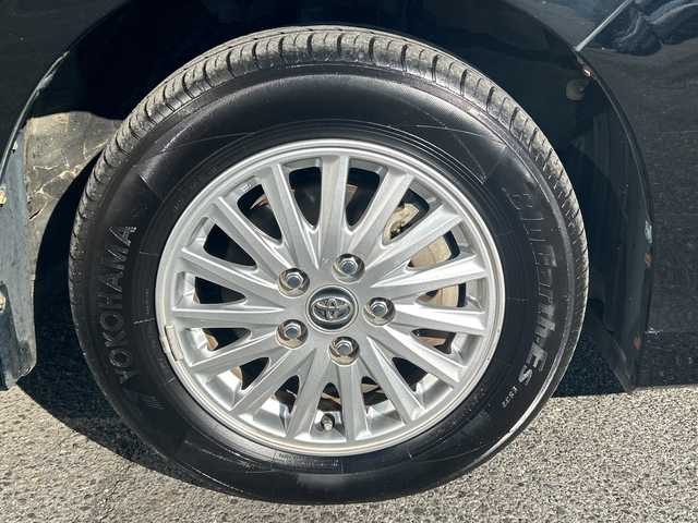 トヨタ ヴォクシー ハイブリッド V 埼玉県 2015(平27)年 14.4万km ブラック (株)IDOMが運営する【じしゃロン熊谷店】の自社ローン対象車両になります。こちらは現金ご利用時の価格です。自社ローンご希望の方は別途その旨お申付け下さい。/純正9インチSDナビ　NSZT-Y64T/（フルセグ/BT/DVD/CD/AM/FM)/バックカメラ/ステアリングスイッチ/ETC/両側パワースライドドア/コーナーセンサー/LEDヘッドライト/オートライト/スマートキー/クルーズコントロール/車載用ワイヤレス充電器/プッシュスタート/電動格納ミラー/純正15インチアルミホイール/ウォークスルー/フォグランプ