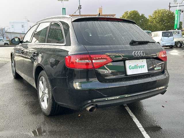 アウディ Ａ４ アバント 2．0 TFSI 福島県 2013(平25)年 7万km 黒 純正ナビゲーション/・フルセグTV/SD/BT/CD/DVD/FM/AM/・バックカメラ/・前後ドライブレコーダー/ビルトインETC/レザーシート/・D+N席パワーシート/・D+N席シートヒーター/革張りステアリング/・ステアリングスイッチ/シガーライター/電子パーキング/コーナーセンサー/アイドリングストップ/横滑り防止装置/プッシュスタート/・スマートキー/電動格納ミラー/・ウィンカーミラー/LEDヘッドライト/・オートライト/・フォグランプ/フロアマット