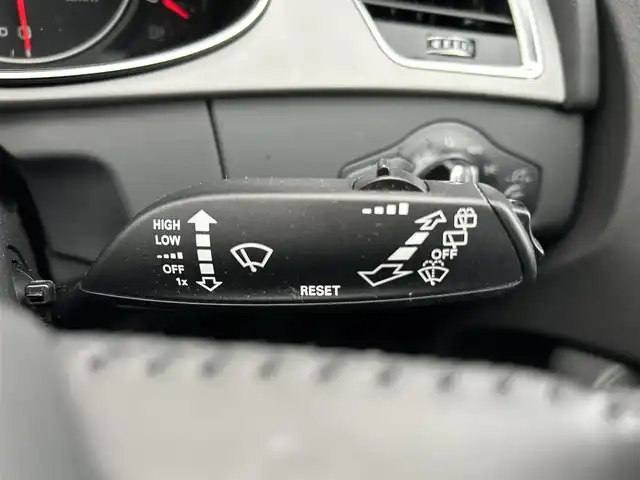 アウディ Ａ４ アバント 2．0 TFSI 福島県 2013(平25)年 7万km 黒 純正ナビゲーション/・フルセグTV/SD/BT/CD/DVD/FM/AM/・バックカメラ/・前後ドライブレコーダー/ビルトインETC/レザーシート/・D+N席パワーシート/・D+N席シートヒーター/革張りステアリング/・ステアリングスイッチ/シガーライター/電子パーキング/コーナーセンサー/アイドリングストップ/横滑り防止装置/プッシュスタート/・スマートキー/電動格納ミラー/・ウィンカーミラー/LEDヘッドライト/・オートライト/・フォグランプ/フロアマット