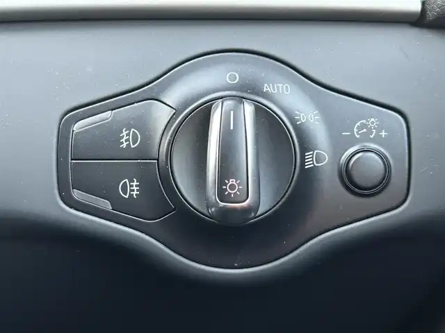 アウディ Ａ４ アバント 2．0 TFSI 福島県 2013(平25)年 7万km 黒 純正ナビゲーション/・フルセグTV/SD/BT/CD/DVD/FM/AM/・バックカメラ/・前後ドライブレコーダー/ビルトインETC/レザーシート/・D+N席パワーシート/・D+N席シートヒーター/革張りステアリング/・ステアリングスイッチ/シガーライター/電子パーキング/コーナーセンサー/アイドリングストップ/横滑り防止装置/プッシュスタート/・スマートキー/電動格納ミラー/・ウィンカーミラー/LEDヘッドライト/・オートライト/・フォグランプ/フロアマット