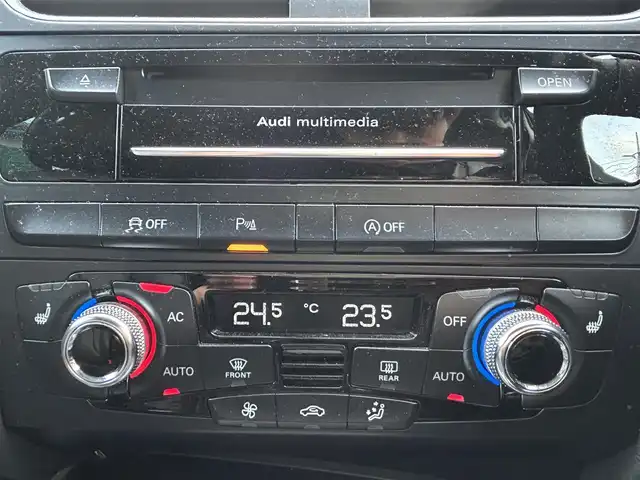 アウディ Ａ４ アバント 2．0 TFSI 福島県 2013(平25)年 7万km 黒 純正ナビゲーション/・フルセグTV/SD/BT/CD/DVD/FM/AM/・バックカメラ/・前後ドライブレコーダー/ビルトインETC/レザーシート/・D+N席パワーシート/・D+N席シートヒーター/革張りステアリング/・ステアリングスイッチ/シガーライター/電子パーキング/コーナーセンサー/アイドリングストップ/横滑り防止装置/プッシュスタート/・スマートキー/電動格納ミラー/・ウィンカーミラー/LEDヘッドライト/・オートライト/・フォグランプ/フロアマット