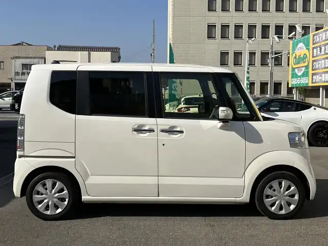 ホンダ Ｎ ＢＯＸ G Lパッケージ 三重県 2016(平28)年 8.8万km プレミアムホワイトパールⅡ ♪ワンオーナー/♪車検 令和9年11月29日迄/社外ナビ/　・ＴＶ/　・ＣＤ/SD再生/　・ラジオ/　・バックカメラ/スマートキー/プッシュスタート/パワースライドドア/ビルトインETC/後席サンシェード付き/ステアリングスイッチ/電動格納ミラー/ウィンカーミラー/フロアマット/ライトレベリング/プライバシーガラス/横滑り防止機能