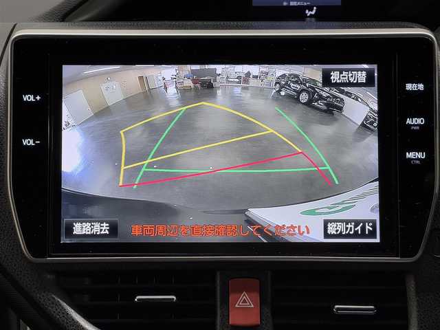 トヨタ ヴォクシー ZS 煌 大阪府 2018(平30)年 5.3万km ブラック ガソリン/FF/MTモード付インパネCVT/純正 10型ナビ NSZN-Z66T/　・（AM/FM/CD/DVD/SD/SDREC/TV/Bluetooth）/バックカメラ/両側パワースライドドア/ETC/Toyota Safety Sense/・プリクラッシュセーフティ［PCS］/・レーンディパーチャーアラート［LDA］/・オートハイビーム［AHB］/・先行車発進告知機能/装備/・クルーズコントロール/・オートライト機能/・LEDヘッドライト/・LEDフロントフォグライト/・後席オートエアコン/・USB充電ジャック/・純正16inAW/・プッシュスタート/・スマートキーシステム