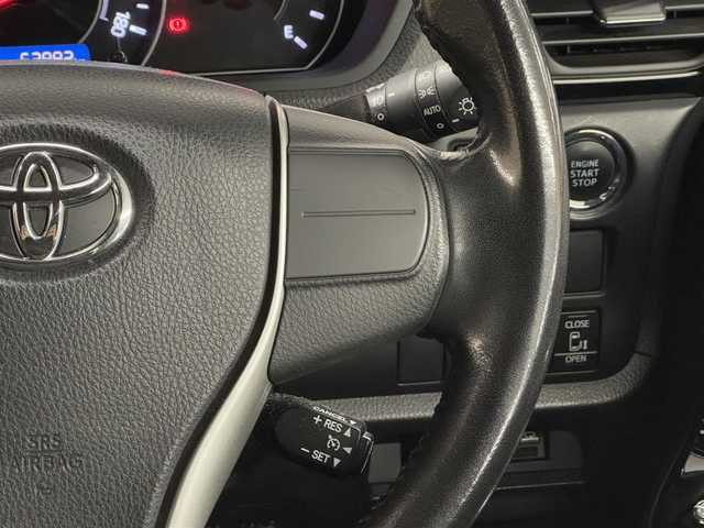 トヨタ ヴォクシー ZS 煌 大阪府 2018(平30)年 5.3万km ブラック ガソリン/FF/MTモード付インパネCVT/純正 10型ナビ NSZN-Z66T/　・（AM/FM/CD/DVD/SD/SDREC/TV/Bluetooth）/バックカメラ/両側パワースライドドア/ETC/Toyota Safety Sense/・プリクラッシュセーフティ［PCS］/・レーンディパーチャーアラート［LDA］/・オートハイビーム［AHB］/・先行車発進告知機能/装備/・クルーズコントロール/・オートライト機能/・LEDヘッドライト/・LEDフロントフォグライト/・後席オートエアコン/・USB充電ジャック/・純正16inAW/・プッシュスタート/・スマートキーシステム