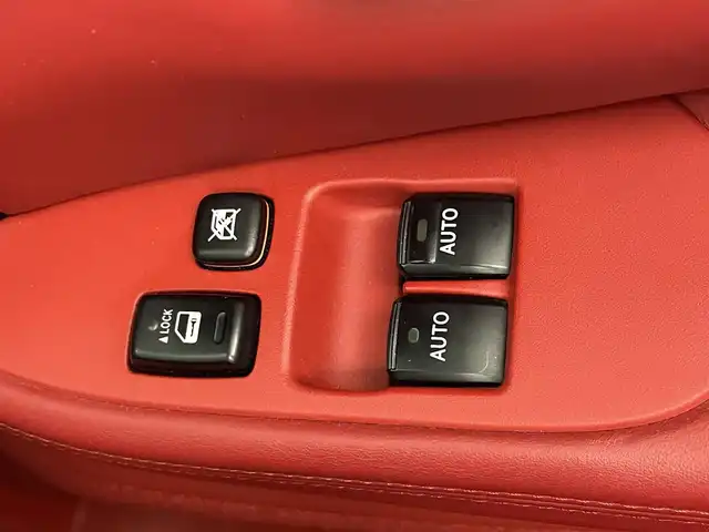 レクサス ＳＣ 430 埼玉県 2006(平18)年 5.4万km コスモシルバー メーカーナビ　マークレビンソンプレミアムサウンド　赤レザーシート ワンオーナー シートヒーター パワーシート シートメモリー キセノンヘッドライト クルーズコントロール AFS ドラレコ