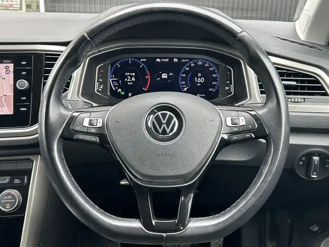 フォルクスワーゲン ＶＷ Ｔ－ロック TDI スタイル デザインPKG 福岡県 2021(令3)年 6.6万km ピュアホワイト 純正ナビ/(BT/USB)/Apple car play/AndroidAuto/Mirror Link/バックカメラ/ETC2.0/ACC/BSM/フロントアシスト/レーンアシスト/オートホールド/革巻きステアリング/パドルシフト/ステアリングスイッチ/LEDヘッドライト/オートライト/フォグライト前後/電動リヤゲート/純正フロアマット/純正17AW