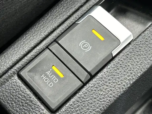 フォルクスワーゲン ＶＷ Ｔ－ロック TDI スタイル デザインPKG 福岡県 2021(令3)年 6.6万km ピュアホワイト 純正ナビ/(BT/USB)/Apple car play/AndroidAuto/Mirror Link/バックカメラ/ETC2.0/ACC/BSM/フロントアシスト/レーンアシスト/オートホールド/革巻きステアリング/パドルシフト/ステアリングスイッチ/LEDヘッドライト/オートライト/フォグライト前後/電動リヤゲート/純正フロアマット/純正17AW