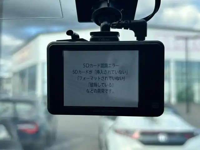 日産 ノート X FOUR スマートセーフティED 道南・函館 2017(平29)年 2.7万km ホワイト /純正ナビ//夏冬タイヤ//エンジンスターター//全周囲カメラ//ドライブレコーダー//フルセグTV//衝突軽減ブレーキ//デジタルインナーミラー//レーンキープアシスト//コーナーセンサー//ETC//オートライト