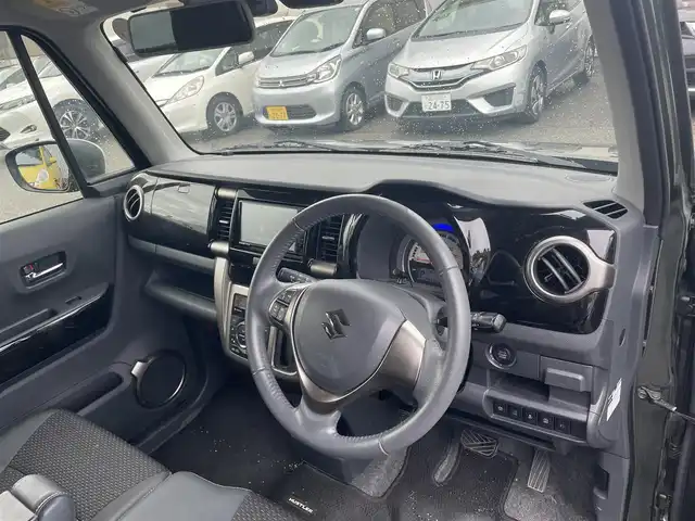 スズキ ハスラー J ブラックインテリアパッケージ 兵庫県 2019(平31)年 3.4万km クールカーキパールメタリック/ホワイト2トーンルーフ 純正メモリナビ/フルセグTV/Bluetooth/FM/AM/CD/DVD/ETC/衝突被害軽減ブレーキ/先行車発進お知らせ/レーンキープアシスト/シートヒーター/革巻きステアリング/電動格納ミラー/プッシュスタートボタン/アイドリングストップ/スマートキー