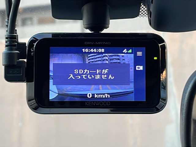 トヨタ プリウス ＰＨＶ S 広島県 2017(平29)年 12万km ホワイトパールクリスタルシャイン 禁煙/純正９型ナビ（NSZT-Y66T）/バックカメラ/前後ドラレコ/ステアヒーター/シートヒーター前席/シートカバー/ルーフ太陽光パネル/スマートキー