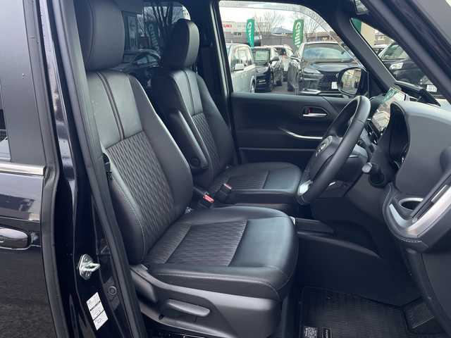 トヨタ ノア ハイブリッド S－Z 宮城県 2024(令6)年 3.5万km スパークリングブラックパールクリスタルシャイン ワンオーナー/快適利便パッケージ/モデリスタフルエアロ/純正ナビ/ＣＤ／ＤＶＤ／ＦＭ／ＡＭ／Ｂｌｕｅｔｏｏｔｈ／ＵＳＢ/Ｍｉｒａｃａｓｔ/レーダークルーズコントロール/ブラインドスポットモニター/ヘッドアップディスプレイ/ブレーキホールド/横滑り防止装置/オートハイビーム/ハンドルヒーター/nanoe-X/デジタルインナーミラー/純正フリップダウンモニター/純正ドラレコ前後/純正フロアマット/前席シートヒーター/パワーバックドア/ETC2.0