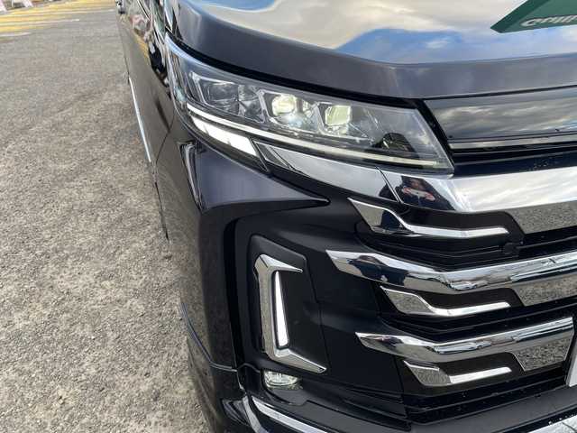 トヨタ ノア ハイブリッド S－Z 宮城県 2024(令6)年 3.5万km スパークリングブラックパールクリスタルシャイン ワンオーナー/快適利便パッケージ/モデリスタフルエアロ/純正ナビ/ＣＤ／ＤＶＤ／ＦＭ／ＡＭ／Ｂｌｕｅｔｏｏｔｈ／ＵＳＢ/Ｍｉｒａｃａｓｔ/レーダークルーズコントロール/ブラインドスポットモニター/ヘッドアップディスプレイ/ブレーキホールド/横滑り防止装置/オートハイビーム/ハンドルヒーター/nanoe-X/デジタルインナーミラー/純正フリップダウンモニター/純正ドラレコ前後/純正フロアマット/前席シートヒーター/パワーバックドア/ETC2.0