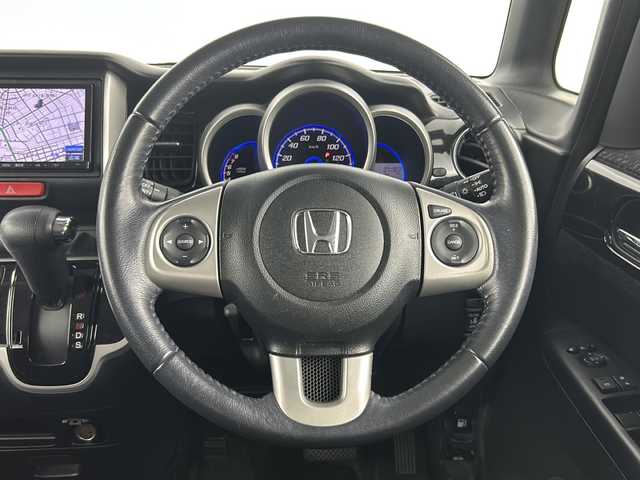 ホンダ Ｎ ＢＯＸ カスタム G ターボパッケージ 愛知県 2013(平25)年 7.2万km プレミアムホワイトパール 7インチナビ/・フルセグTV/・Bluetooth/両側パワースライドドア/パドルシフト/クルーズコントロール/純正15インチAW/スマートキー/プッシュスタート/バイキセノンヘッドライト/オートライト