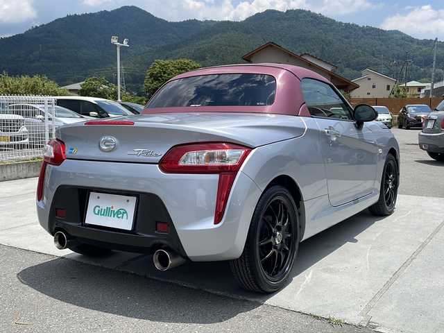 ダイハツ コペン ローブ S 山梨県 2023(令5)年 1万km ブライトシルバーメタリック 純正ナビ/バックカメラ　/ワンセグＴＶ　/Ｂｌｕｅｔｏｏｔｈ　/ＵＳＢ入力端子　/ＥＴＣ２．０　/パワステ　/オートエアコン　/シートヒーター/ＥＮＫＥＩ１６インチＡＷ　/ＢＩＬＳＴＥＩＮ車高調　/ＲＥＣＡＲＯシート　/ABS/横滑り防止装置/盗難防止装置/オートライト