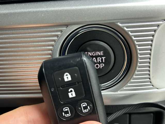 スズキ スペーシア カスタム HYBRID XS ターボ 三重県 2019(平31)年 5.1万km ピュアホワイトP 純正ナビ/・AM/FM/USB/CD/DVD/フルセグ/SD/iPod/Bluetooth/シートヒーター/両側パワースライドドア/クルーズコントロール/ヘッドアップディスプレイ/パドルシフト/ドライブレコーダー/ハーフレザーシート/ステアリングスイッチ/LEDヘッドライト/フォグランプ/クリアランスソナー/純正１５インチAW