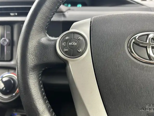 トヨタ アクア G 千葉県 2012(平24)年 10.6万km グレーメタリック 純正７型ナビ（NSZT-W62G）/（AM＆FM＆Bluetooth＆フルセグTV＆CD＆DVD/ＥＴＣ　/エアロパーツ（F・S・R）/禁煙（前オーナー申告）　/ＨＩＤヘッドライト（オートライト付き）/フォグランプ　/電動格納サイドミラー　/１２Ｖシガーソケット　/ステアリングスイッチ　/バックカメラ　/ドアバイザー　/ＥＶモード/ヘッドライトレベライザー/ISOFIX/ECOモード/アイドリングストップ/プッシュスタート/ウィンカーミラー