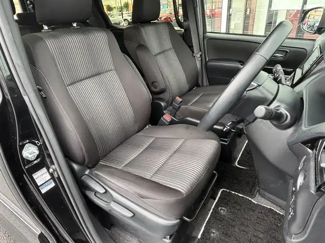 トヨタ ヴォクシー ZS 煌Ⅱ 宮城県 2020(令2)年 9.8万km ブラック 登録時走行距離97481km/純正ナビ/フルセグＴＶ/ＣＤ／ＤＶＤ／Ｂｌｕｅｔｏｏｔｈ/後席モニター/クルーズコントロール/デュアルエアコン/両側パワースライド/スペアキー/ドアバイザー/エアロパーツ/ETC/スマートキー/電動格納ミラー/バックカメラ/コーナーセンサー/純正アルミホイール/純正フロアマット/LEDライト