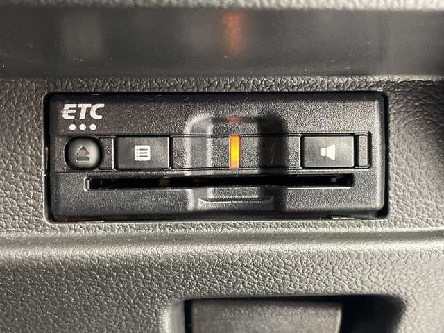 スズキ スペーシア カスタム HYBRID XS ターボ 愛知県 2025(令7)年 0.4万km ピュアホワイトパール/ブラック2トーン 純正9インチナビ/Bluetooth/フルセグTV/HDMI/USB/Android Auto/Apple CarPlay/全方位カメラ/追従クルーズコントロール/両側パワースライドドア/ヘッドアップディスプレイ/ハーフレザーシート/前席シートヒーター/ステアリングヒーター/純正フロアマット/前後ドライブレコーダー/ビルトインETC