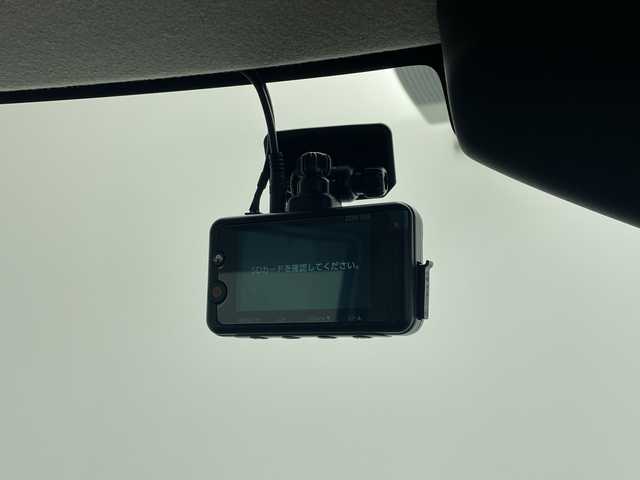 スズキ スペーシア カスタム HYBRID XS ターボ 愛知県 2025(令7)年 0.4万km ピュアホワイトパール/ブラック2トーン 純正9インチナビ/Bluetooth/フルセグTV/HDMI/USB/Android Auto/Apple CarPlay/全方位カメラ/追従クルーズコントロール/両側パワースライドドア/ヘッドアップディスプレイ/ハーフレザーシート/前席シートヒーター/ステアリングヒーター/純正フロアマット/前後ドライブレコーダー/ビルトインETC