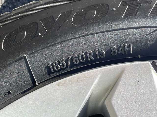 ホンダ シャトル G 青森県 2016(平28)年 11.7万km ティンテッドシルバーM 4WD/社外メモリナビ・ワンセグTV/CD・DVD・SD・AUX/バックカメラ/ワイパーデアイサー/純正エンジンスターター/ETC/電動格納ミラー/横滑り防止装置/スマートキー/プッシュスタート