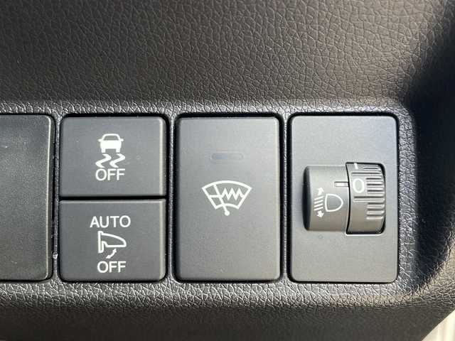 ホンダ シャトル G 青森県 2016(平28)年 11.7万km ティンテッドシルバーM 4WD/社外メモリナビ・ワンセグTV/CD・DVD・SD・AUX/バックカメラ/ワイパーデアイサー/純正エンジンスターター/ETC/電動格納ミラー/横滑り防止装置/スマートキー/プッシュスタート