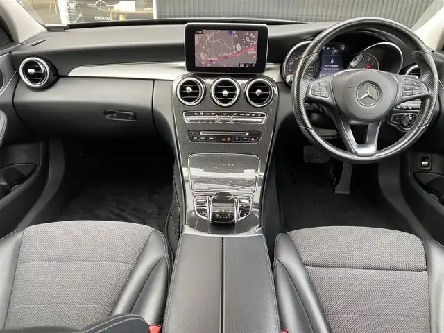 メルセデス・ベンツ Ｃ１８０ アバンギャルド 福岡県 2015(平27)年 7.4万km オブシディアンブラック 純正ナビ/CD/DVD/TV/Bカメラ/ACC/レーンキープ/ブラインドスポット/黒半革シート/パワーシート/シートヒーター/アンビエントライト/ステアリングアシスト/ETC/LEDヘッドライト/オートライト/取扱説明書/保証書/スマートキー