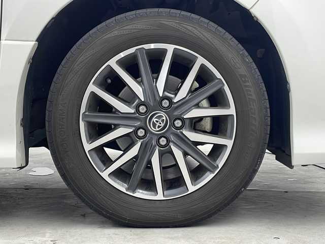 トヨタ ヴォクシー ZS 煌Ⅱ 群馬県 2017(平29)年 6.4万km ホワイトパールクリスタルシャイン ９型ナビ　１０．１型後席モニター　衝突被害軽減ブレーキ　バックカメラ　両側電動スライドドア　ツィーター　プリクラッシュセーフティ　レーンキープアシスト　オートライト　ＬＥＤヘッドライト　禁煙車