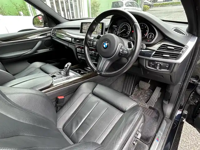 ＢＭＷ Ｘ５ xDrive 35d Mスポーツ 埼玉県 2014(平26)年 5.5万km カーボンブラックM ワンオーナー車/黒革シート/前席シートヒーター＆パワーシート/純正ナビTV/全方位カメラ/パワーバックドア/LEDヘッドライト/PDC/ミラーETC/アクティブクルーズコントロール/衝突軽減ブレーキ/純正19インチAW/プッシュスタート/スマートキーｘ２/H27、28、29、30、R1、3、5年ディーラー整備記録簿有/保証書付整備手帳/取扱説明書