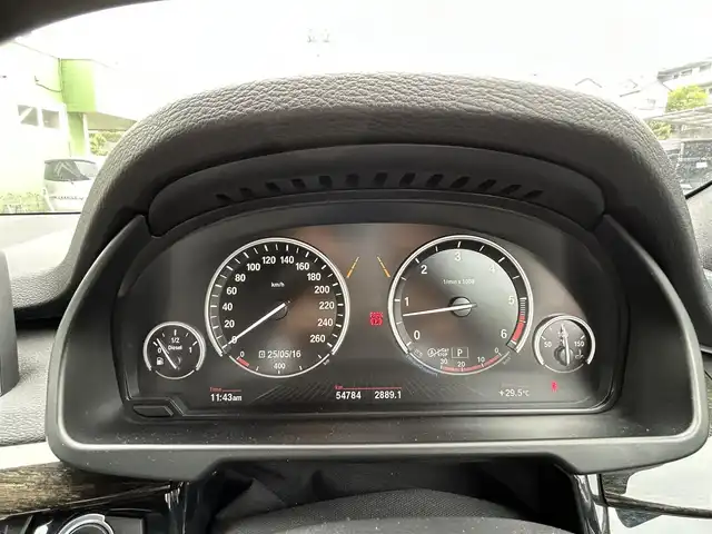 ＢＭＷ Ｘ５ xDrive 35d Mスポーツ 埼玉県 2014(平26)年 5.5万km カーボンブラックM ワンオーナー車/黒革シート/前席シートヒーター＆パワーシート/純正ナビTV/全方位カメラ/パワーバックドア/LEDヘッドライト/PDC/ミラーETC/アクティブクルーズコントロール/衝突軽減ブレーキ/純正19インチAW/プッシュスタート/スマートキーｘ２/H27、28、29、30、R1、3、5年ディーラー整備記録簿有/保証書付整備手帳/取扱説明書