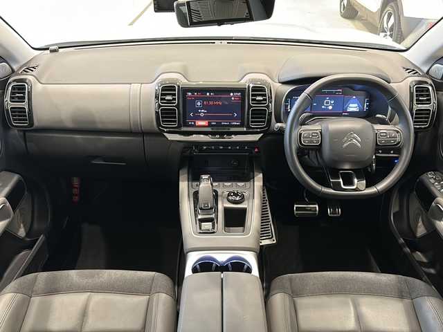 シトロエン シトロエン Ｃ５ エアクロス シャイン ブルーHDi 新潟県 2020(令2)年 2.6万km ブランナクレ 純正ディスプレイオーディオ/・Bluetooth/USB/AM/FM/Android Auto)/純正ナビ/フルセグTV/リアビューカメラ/前後ドライブレコーダー/アクティブセーフティブレーキ/レーンキープアシスト/ブラインドスポットモニター/アダプティブクルーズコントロール/インテリジェントハイビーム/トラフィックサインインフォメーション/ハンズフリー電動テールゲート/アンビエンスライト/ハーフレザーシート/運転席パワーシート/フロント社外シートヒーター/パドルシフト/LEDヘッドライト/ダウンヒルアシスト/ワイヤレスチャージャー/ETC