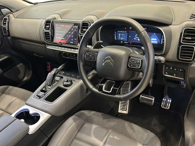 シトロエン シトロエン Ｃ５ エアクロス シャイン ブルーHDi 新潟県 2020(令2)年 2.6万km ブランナクレ 純正ディスプレイオーディオ/・Bluetooth/USB/AM/FM/Android Auto)/純正ナビ/フルセグTV/リアビューカメラ/前後ドライブレコーダー/アクティブセーフティブレーキ/レーンキープアシスト/ブラインドスポットモニター/アダプティブクルーズコントロール/インテリジェントハイビーム/トラフィックサインインフォメーション/ハンズフリー電動テールゲート/アンビエンスライト/ハーフレザーシート/運転席パワーシート/フロント社外シートヒーター/パドルシフト/LEDヘッドライト/ダウンヒルアシスト/ワイヤレスチャージャー/ETC