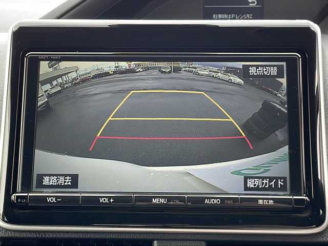 トヨタ ノア Si 道北・旭川 2017(平29)年 5万km ホワイトパールクリスタルシャイン 純正９インチナビ/CD/DVD/SD/BT/フルセグ/バックカメラ/片側パワースライドドア/オートライト/オートハイビーム/ビルトインETC/アイドリングストップ/横滑り防止/トヨタセーフティセンス/レーントレーシングアシスト/衝突軽減ブレーキ/先行車発進お知らせ機能/オートマチックハイビーム/LEDヘッドライト/革巻きステアリング/ステアリングスイッチ/純正AW付き冬タイヤ積込/フロアマット/ドアバイザー/保証書