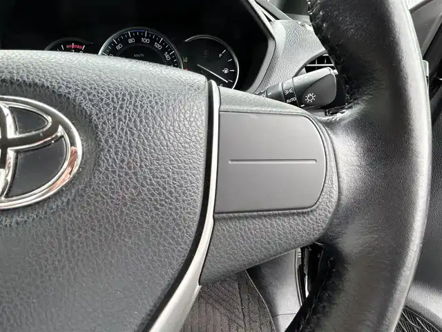トヨタ エスクァイア Xi 奈良県 2016(平28)年 7.5万km ブラック 1オーナー/両側パワスラ/純正ディーラーナビ(NSZT-Y66T)/BT/CD/SD/TV//衝突軽減システム/レーンキープアシスト/横滑り防止装置/バックカメラ/ETC/ドラレコ/三列シート/ウォークスルー/LEDオートライト/MTモード付AT/ステアリングスイッチ/エコモード切替/保証書付