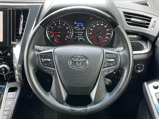 トヨタ アルファード S タイプゴールド 道央・札幌 2021(令3)年 7.2万km ホワイトパールクリスタルシャイン ４WD/純正メーカーナビ/CD/DVD/BT/フルセグ/純正フリップダウンモニター/トヨタセーフティセンス/プリクラッシュセーフティ/横滑り防止装置/レーダークルーズコントロール/レーンキープアシスト/クリアランスソナー/パーキングサポートブレーキ/ロードサインアシスト/バックカメラ/ビルトインETC/ドライブレコーダー/アイドリングストップ/ECOMODE/両側パワースライドドア/パワーバックドア/ハーフレザーシート/2列目オットマン/革巻きウッドコンビステアリング/ステアリングリモコン/電動パーキング/ブレーキホールド/MTモード付AT/プッシュスタート/スマートキー/LEDヘッドライト/オートライト/オートハイビーム/フォグランプ/電動格納ミラー/ウィンカーミラー/純正フロアマット/ドアバイザー/スペアキー