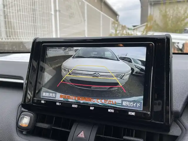 トヨタ ＲＡＶ４ ハイブリッドX 福岡県 2020(令2)年 8.5万km ホワイトパールクリスタルシャイン 純正９型SDナビ(フルセグTV/CD/DVD/BT)/バックカメラ/トヨタセーフティー/コーナーセンサー/BSM/レーダークルコン/ドラレコ/ETC/純正LEDヘッドライト/純正フロアマット/純正17インチアルミホイール/スマートキー/プッシュスタート