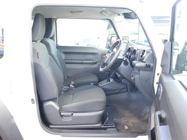 スズキ ジムニー シエラ JC 神奈川県 2022(令4)年 1.9万km ピュアホワイトP ワンオーナー/リフトアップ/デルタフォースAW１６インチ/JAOSサイドステップシール/社外オーディオ/Bluetooth/フロントカメラ/サイドカメラ/バックカメラ/プッシュスタート/ETC/ドライブレコーダー/保証書/取説/スペアスマートキー/記録(R.4.5.6.7)