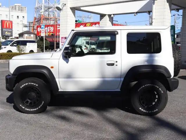 スズキ ジムニー シエラ JC 神奈川県 2022(令4)年 1.9万km ピュアホワイトP ワンオーナー/リフトアップ/デルタフォースAW１６インチ/JAOSサイドステップシール/社外オーディオ/Bluetooth/フロントカメラ/サイドカメラ/バックカメラ/プッシュスタート/ETC/ドライブレコーダー/保証書/取説/スペアスマートキー/記録(R.4.5.6.7)