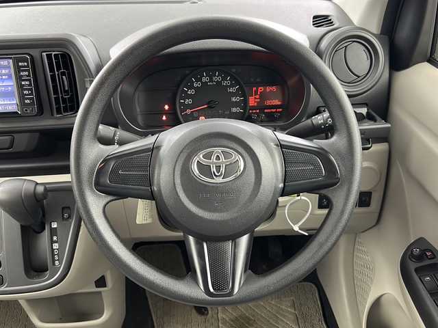 トヨタ パッソ X　S 愛知県 2018(平30)年 1.3万km ファイアークォーツレッドM プッシュスタート/純正7型ナビ【Bluetooth CD DVD SD ワンセグ 品番：NSCD-W66】/ドライブレコーダー/衝突軽減ブレーキ/横滑り防止装置/アイドリングストップ/後部コーナーセンサー/ベンチシート/ヘッドライトレベライザー/純正フロアマット/純正ドアバイザー/禁煙車