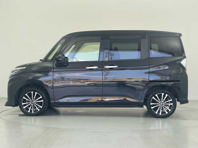 ダイハツ トール カスタムG ターボ 愛知県 2021(令3)年 2.4万km ブラックマイカメタリック 純正ディーラーＯＰＳＤナビ　/フルセグTV/スマートアシスト　/衝突回避支援ブレーキ/車線逸脱警報/オートハイビーム/両側パワスラ　/バックカメラ　/前後コーナーセンサー　/ターボ　/LEDライト　/クルーズコントロール追従機能有　/スマートキー　/純正ドラレコ　/純正AW15インチ　/アイドリングストップ/純正ビルトインETC/パワーステアリング/パワーウィンドウ/スペアキー/Bluetooth/CD/DVD再生機能/USB入力端子/HDMI/純正フロアマット/リアアンダーエアロ付/Wエアバッグ
