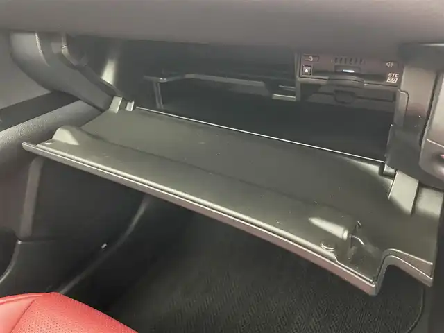 レクサス ＵＸ 250h Fスポーツ 茨城県 2019(平31)年 2.8万km グラファイトブラックガラスフレーク 純正ナビ/バックカメラ/フルセグ/サンルーフ/衝突被害軽減ブレーキ/車線逸脱抑制装置/レーダークルーズコントロール/オートマチックハイビーム/クリアランスソナー/BSM/ETC2.0/ドラレコ/シートヒーター/ステアリングヒーター/純正18インチAW/3眼LEDヘッドライト/スマートキー