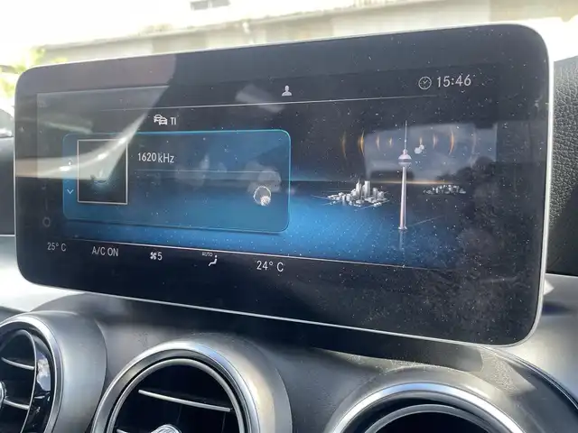 メルセデス・ベンツ Ｃ２００ アバンギャルド AMGライン 福岡県 2019(令1)年 4.6万km ダイヤモンドホワイト 純正10.25型HDDナビ/（フルセグTV/BT/AM/FM/CarPlay）/バックモニター/アクティブブレーキアシスト/ACC/パドルシフト/シートヒーター/コーナーセンサー/前後ドラレコ/ETC2.0/BSM/インテリジェントライトシステム/コンフォートエントリー/スペアキー/EQ Power Charge/エアサス搭載車