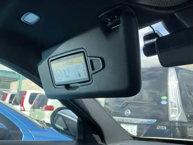 メルセデス・ベンツ Ｃ２００ アバンギャルド AMGライン 福岡県 2019(令1)年 4.6万km ダイヤモンドホワイト 純正10.25型HDDナビ/（フルセグTV/BT/AM/FM/CarPlay）/バックモニター/アクティブブレーキアシスト/ACC/パドルシフト/シートヒーター/コーナーセンサー/前後ドラレコ/ETC2.0/BSM/インテリジェントライトシステム/コンフォートエントリー/スペアキー/EQ Power Charge/エアサス搭載車