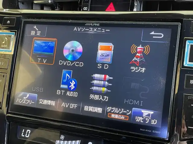 トヨタ ハリアー ハイブリッド プレミアム 岩手県 2015(平27)年 11.8万km ブラック ４WD/ALPINE９インチナビ（Bluetooth CD DVD フルセグ）/クルーズコントロール/レーンアシスト/プリクラッシュセーフティ/コーナーセンサー/MT付きAT/パワーバックドア/パワーシート/ドライブレコーダー/ETC/横滑り防止装置/オートハイビーム/バックカメラ/アイドリングストップ/車両接近通報装置/LEDヘッドライト/純正１８インチアルミホイール